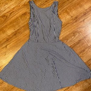 Hollister crisscross/open back dress!
